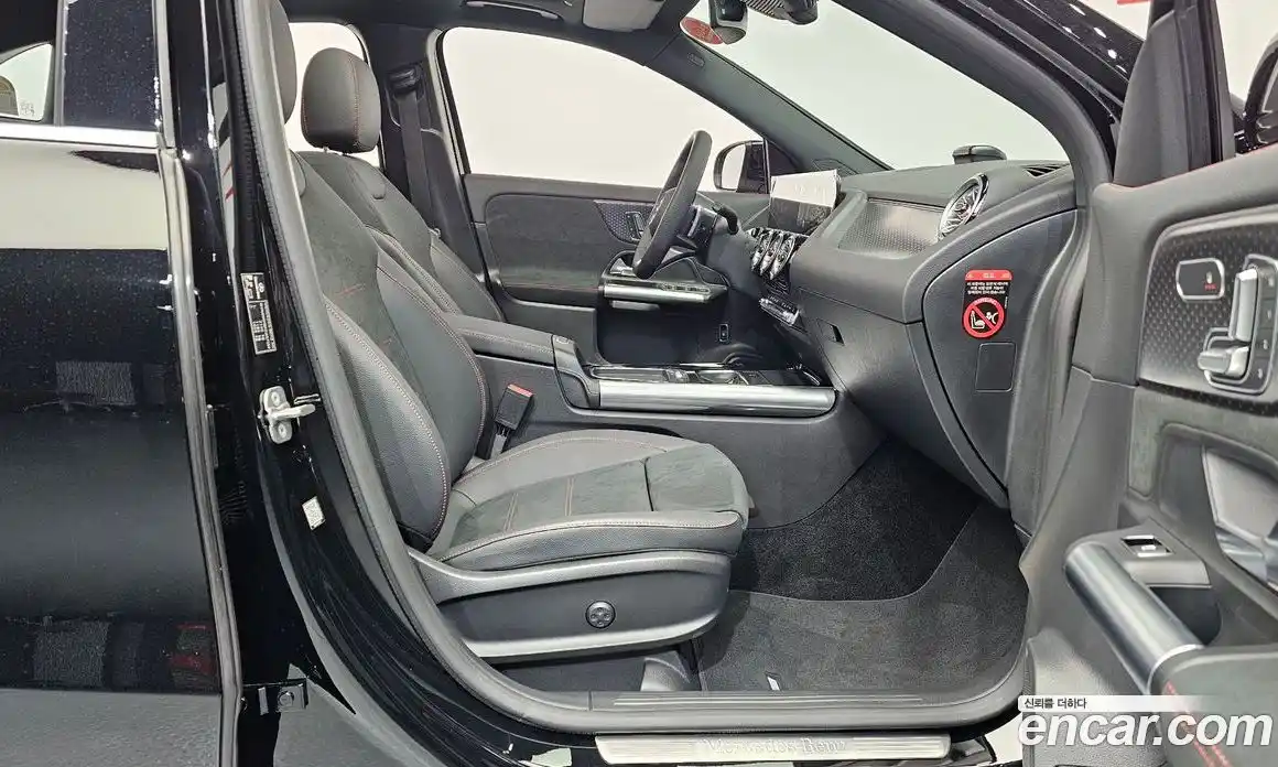 Mercedes-Benz GLA-Class 2025 2.0 Автомат в Москве № 193581, фото 7