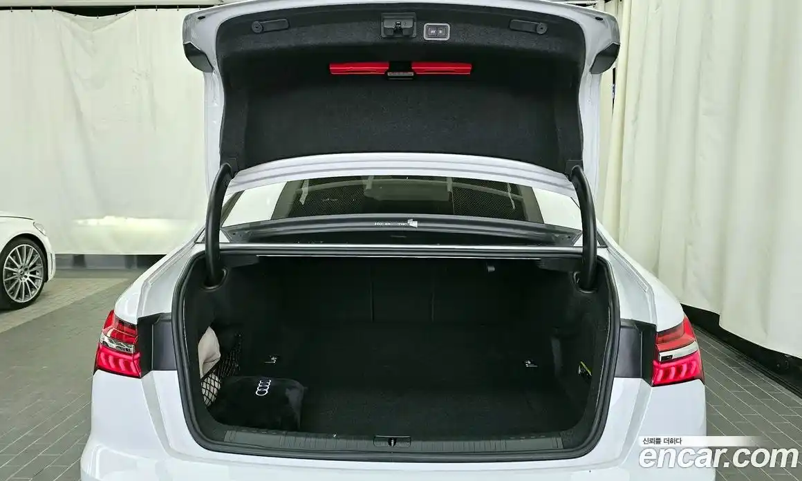 Audi A6 2021 2.0 Автомат в Москве № 196505, фото 18