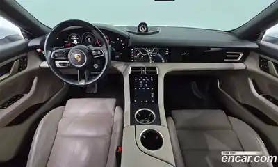 Porsche Taycan 2023 0.1 Автомат в Москве № 197403, миниатюра 7