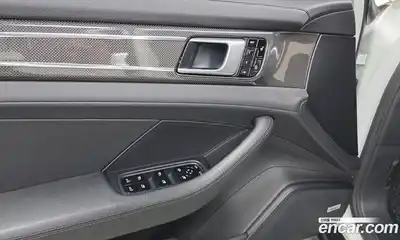 Porsche Panamera 2018 2.9 Автомат в Москве № 197445, миниатюра 12