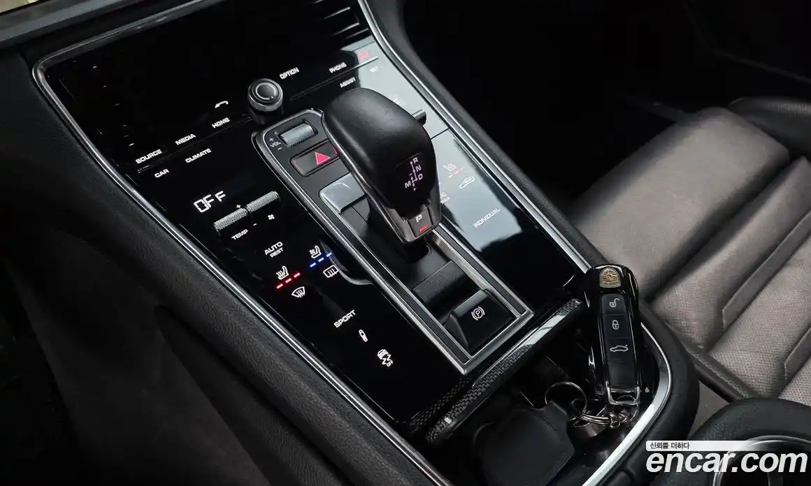 Porsche Panamera 2018 2.9 Автомат в Москве № 197445, фото 16