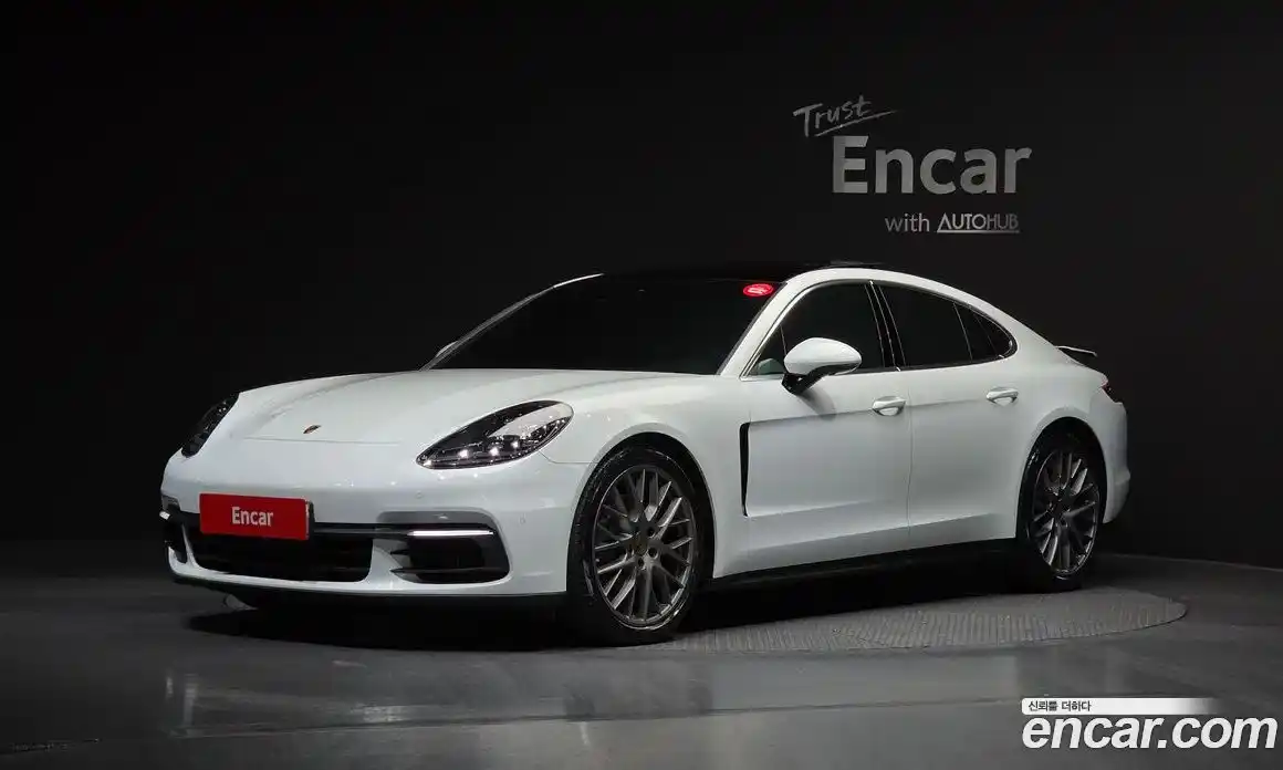 Porsche Panamera 2018 2.9 Автомат в Москве № 197445, фото 17