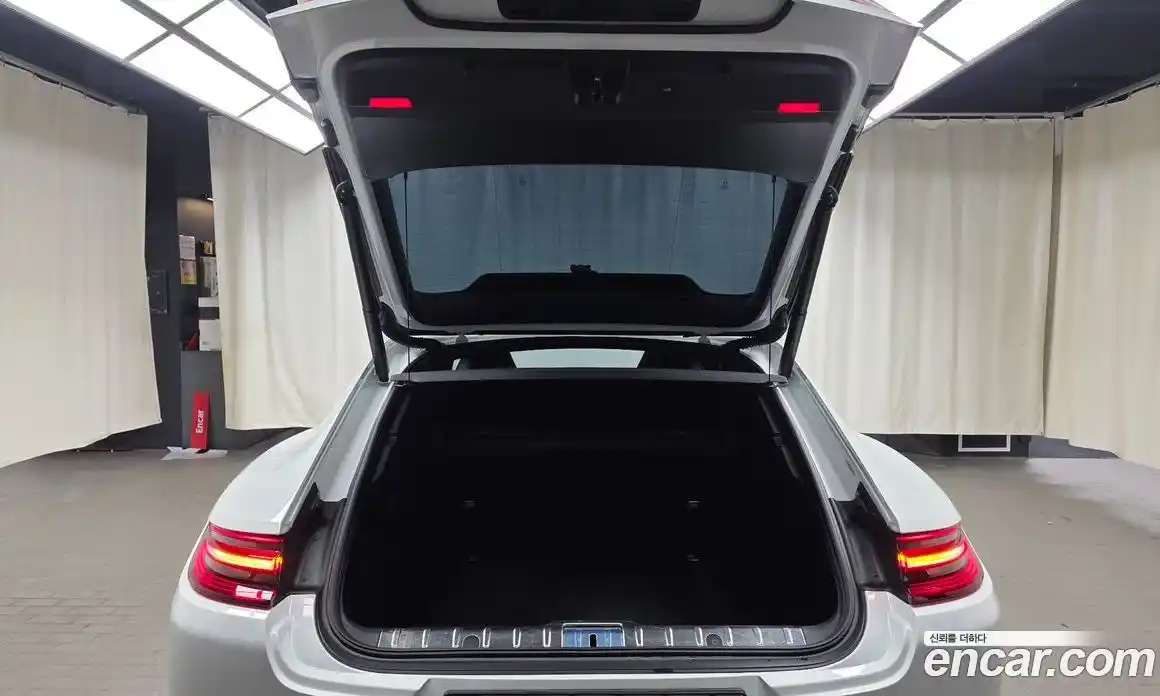 Porsche Panamera 2018 2.9 Автомат в Москве № 197445, фото 18