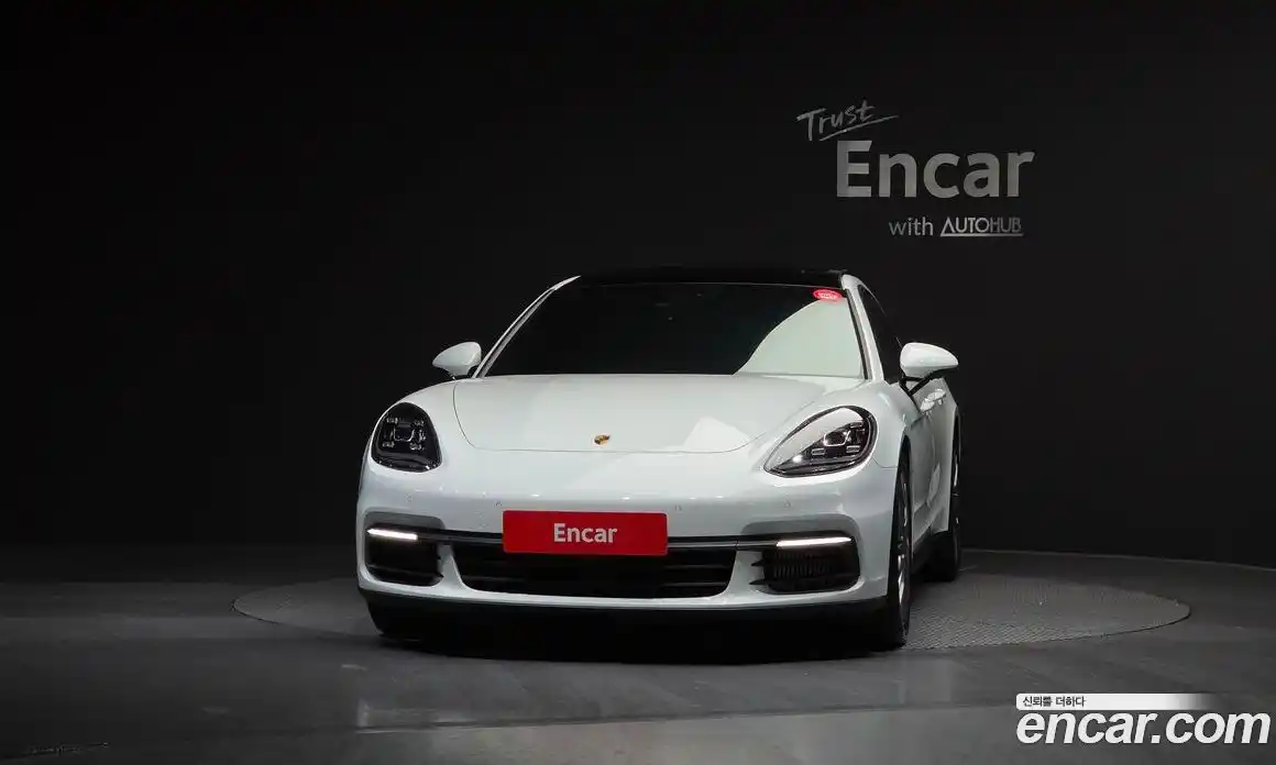 Porsche Panamera 2018 2.9 Автомат в Москве № 197445, фото 3