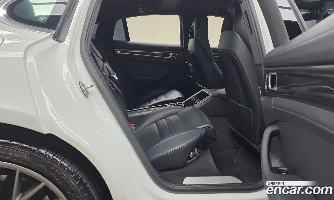 Porsche Panamera 2018 2.9 Автомат в Москве № 197445, фото 4