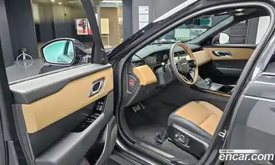 Land Rover Range-Rover Velar 2025 3.0 Автомат в Москве № 198096, миниатюра 12