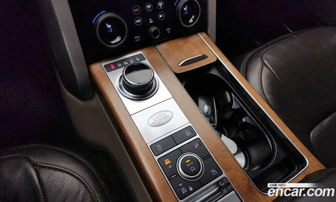 Land Rover Range-Rover 2019 5.0 Автомат в Москве № 198182, фото 20