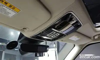 Land Rover Range-Rover 2019 5.0 Автомат в Москве № 198182, миниатюра 3