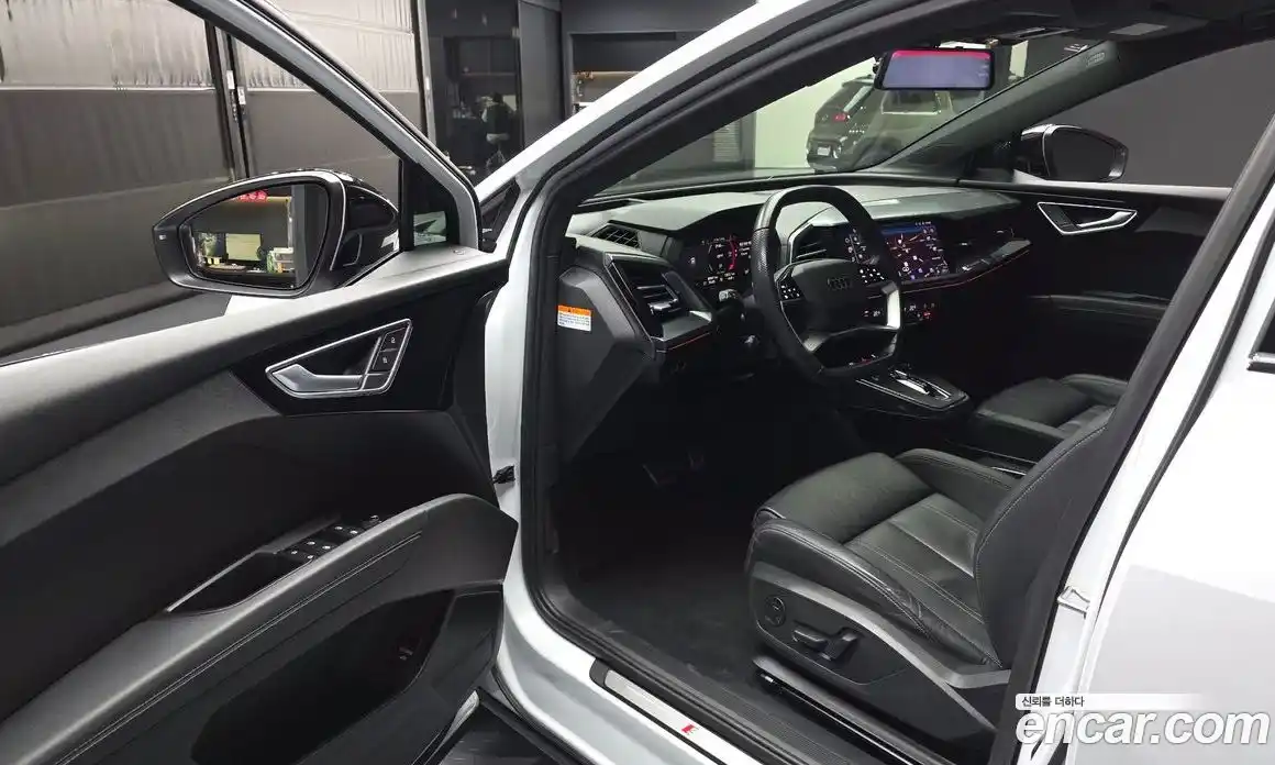 Audi Q4 e-tron 2022 0.2 Автомат в Москве № 200386, фото 14