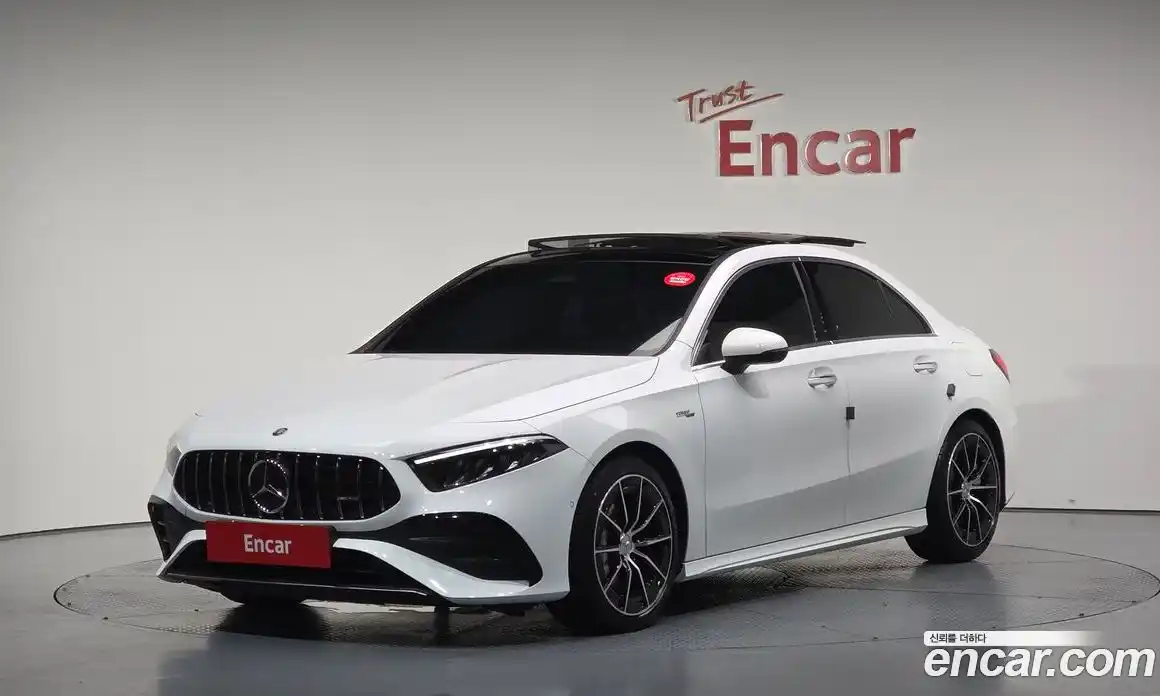 Mercedes-Benz A-Class 2024 2.0 Автомат в Москве № 202264, фото 16