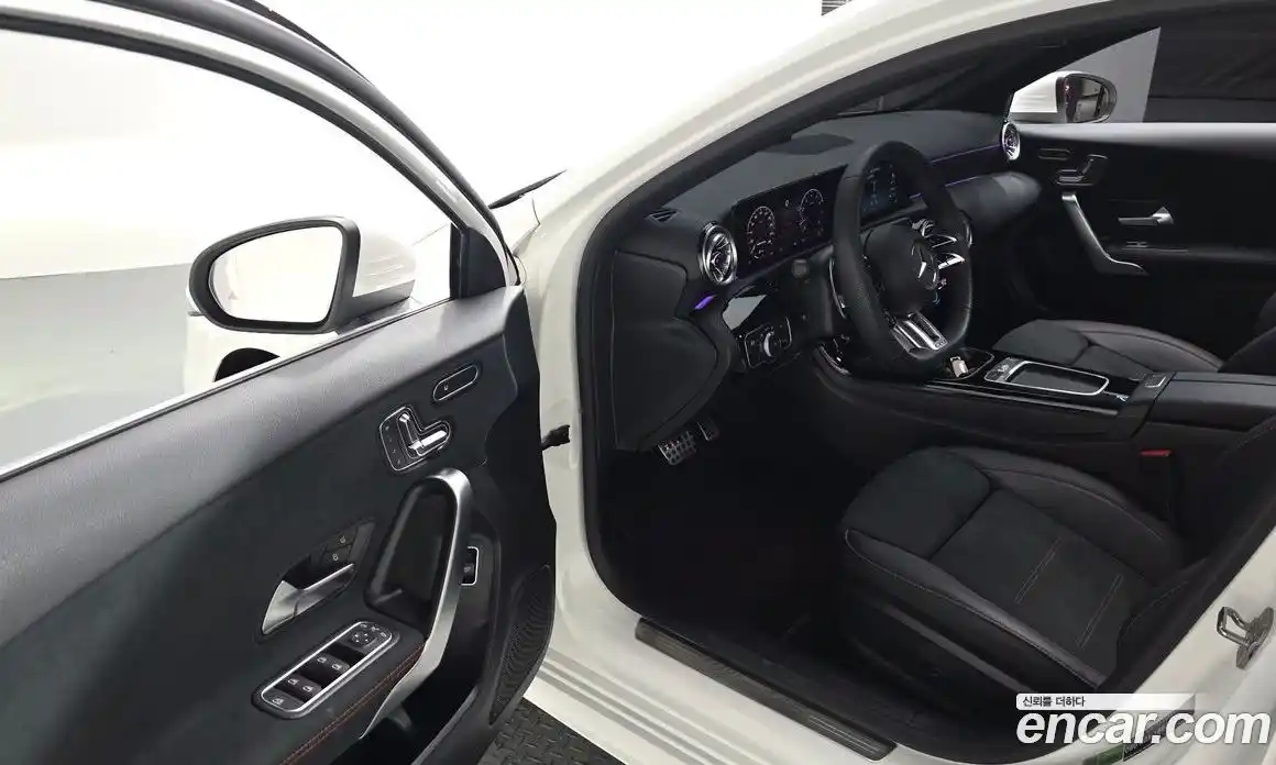 Mercedes-Benz A-Class 2024 2.0 Автомат в Москве № 202264, фото 4