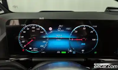 Mercedes-Benz EQA 2024 0.2 Автомат в Москве № 206263, миниатюра 4