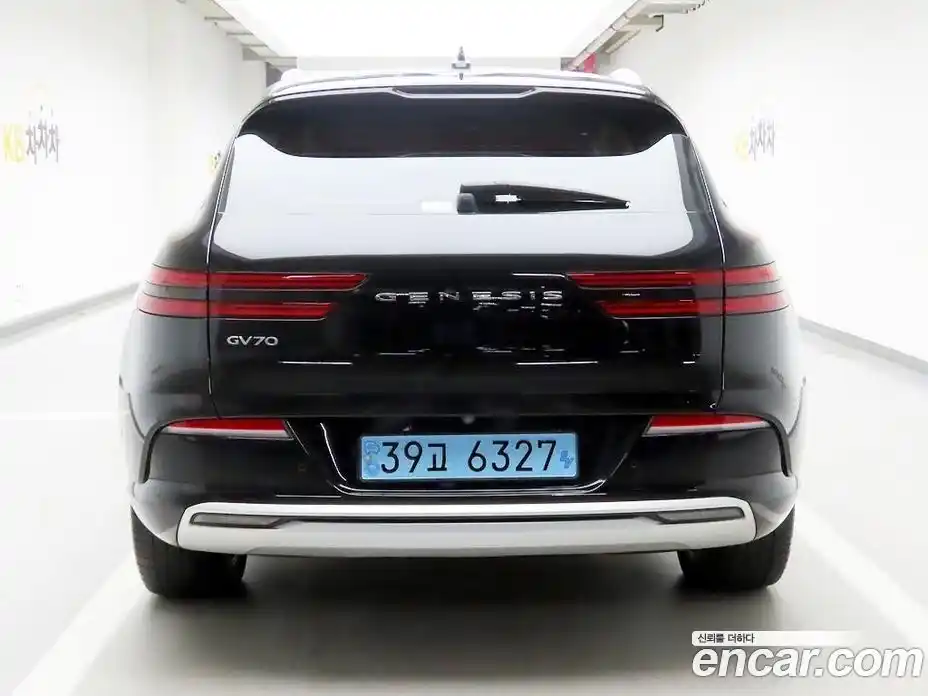 Genesis GV70 2022 0.1 Автомат в Москве № 207199, фото 3