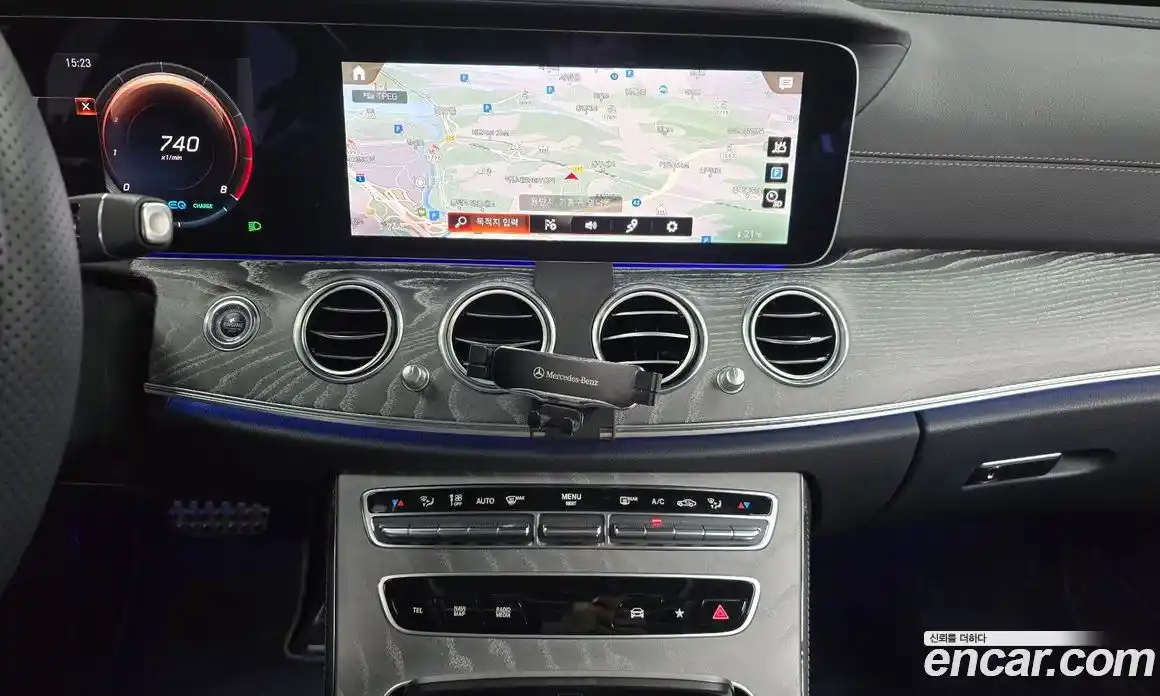 Mercedes-Benz E-Class 2022 2.0 Автомат в Москве № 207461, фото 20