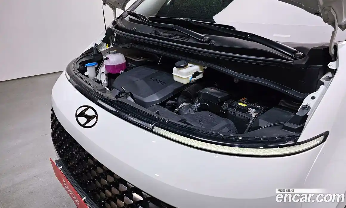 Hyundai Staria 2023 2.2 Автомат в Москве № 210780, фото 9