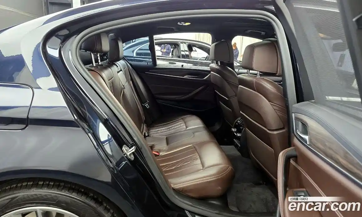 BMW 5-Series 2018 2.0 Автомат в Москве № 211380, фото 12