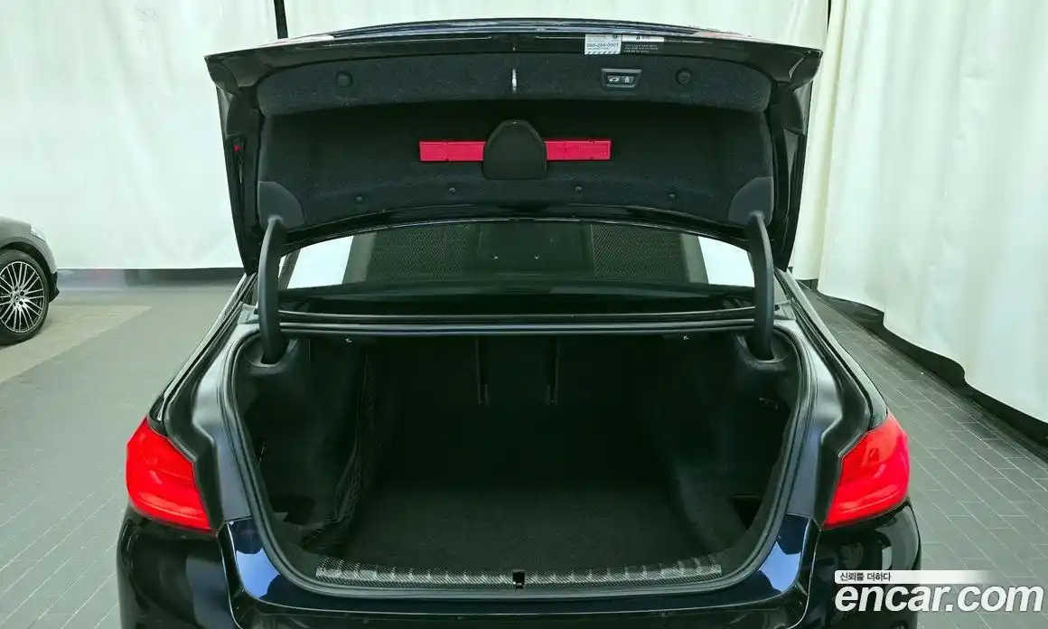 BMW 5-Series 2018 2.0 Автомат в Москве № 211380, фото 20