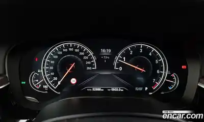 BMW 5-Series 2018 2.0 Автомат в Москве № 211380, миниатюра 8