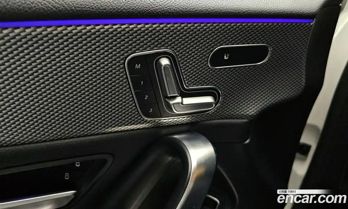 Mercedes-Benz A-Class 2021 1.9 Автомат в Москве № 211941, фото 17