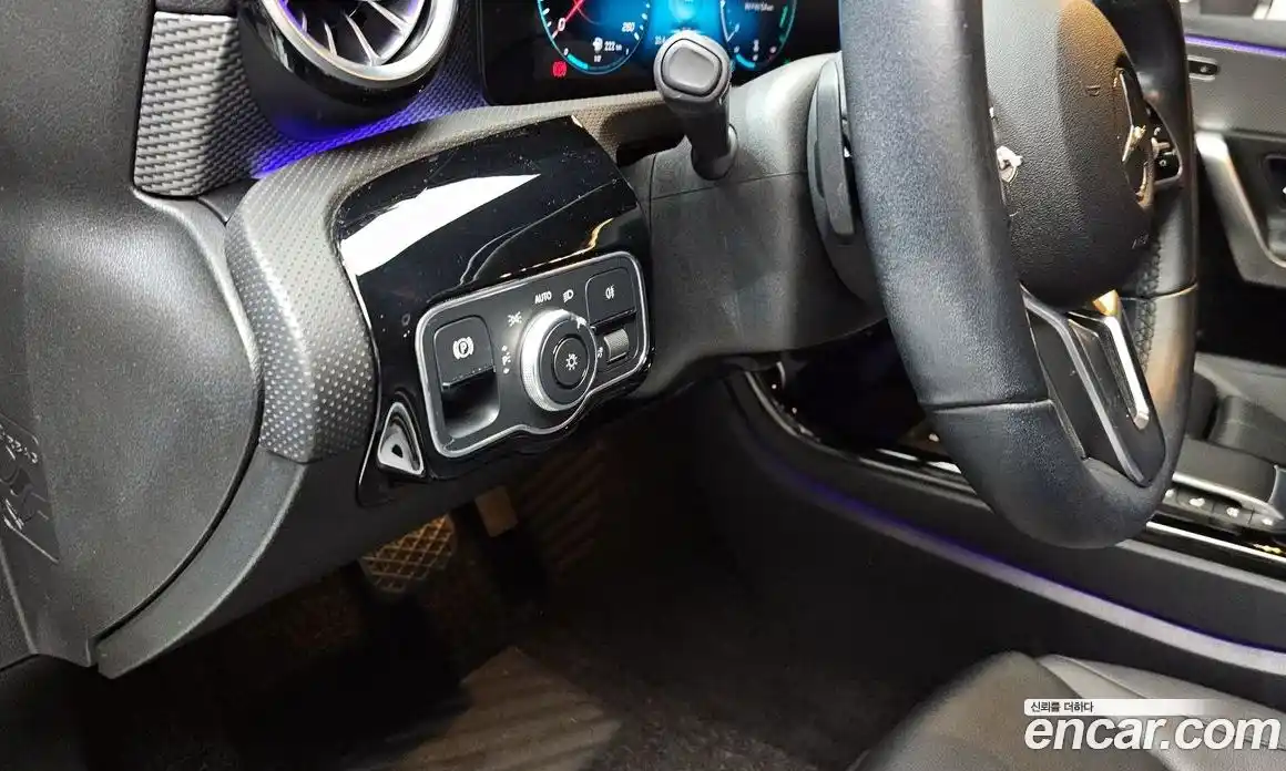 Mercedes-Benz A-Class 2021 1.9 Автомат в Москве № 211941, фото 18