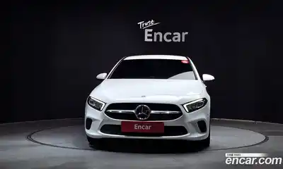 Mercedes-Benz A-Class 2021 1.9 Автомат в Москве № 211941, миниатюра 3