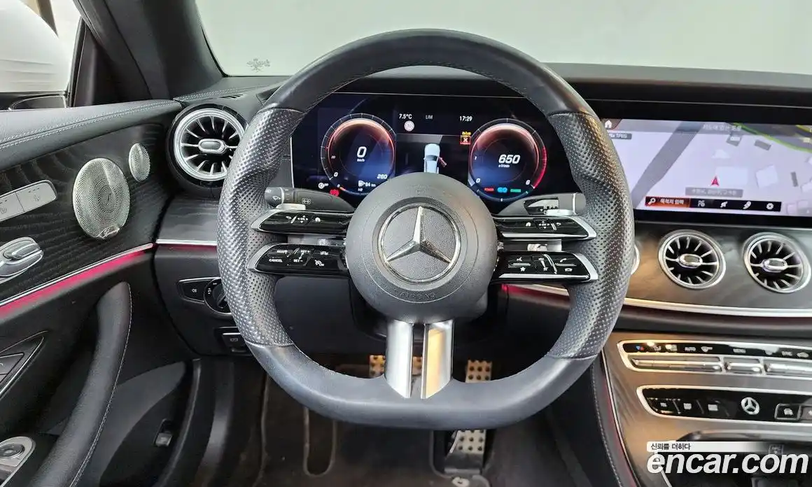 Mercedes-Benz E-Class 2022 2.0 Автомат в Москве № 212045, фото 16