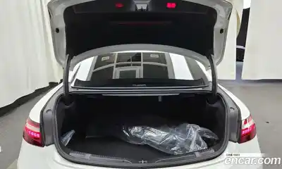 Mercedes-Benz E-Class 2022 2.0 Автомат в Москве № 212045, миниатюра 6