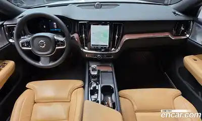 Volvo V60 2024 2.0 Автомат в Москве № 212823, миниатюра 9