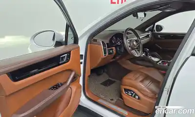 Porsche Cayenne 2021 3.0 Автомат в Москве № 213144, миниатюра 11