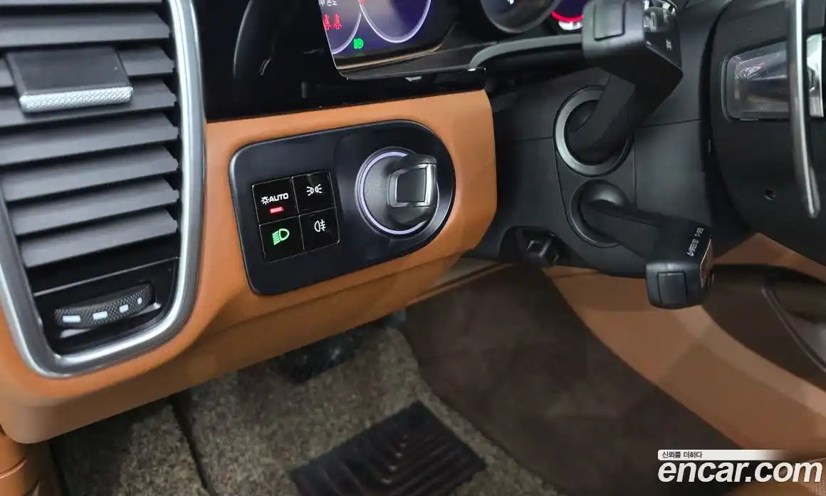 Porsche Cayenne 2021 3.0 Автомат в Москве № 213144, фото 3