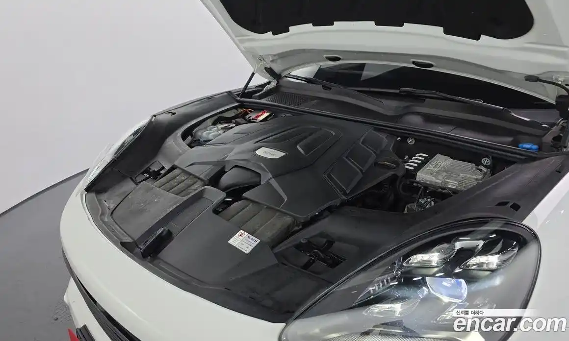 Porsche Cayenne 2021 3.0 Автомат в Москве № 213144, фото 5