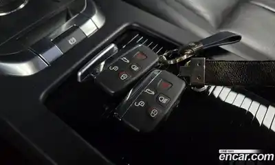 Land Rover Discovery Sport 2018 2.0 Автомат в Москве № 213527, миниатюра 11