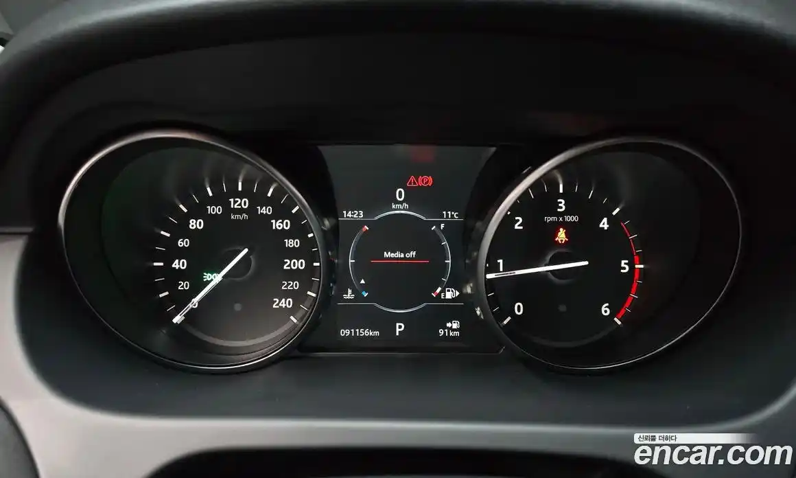 Land Rover Discovery Sport 2018 2.0 Автомат в Москве № 213527, фото 13