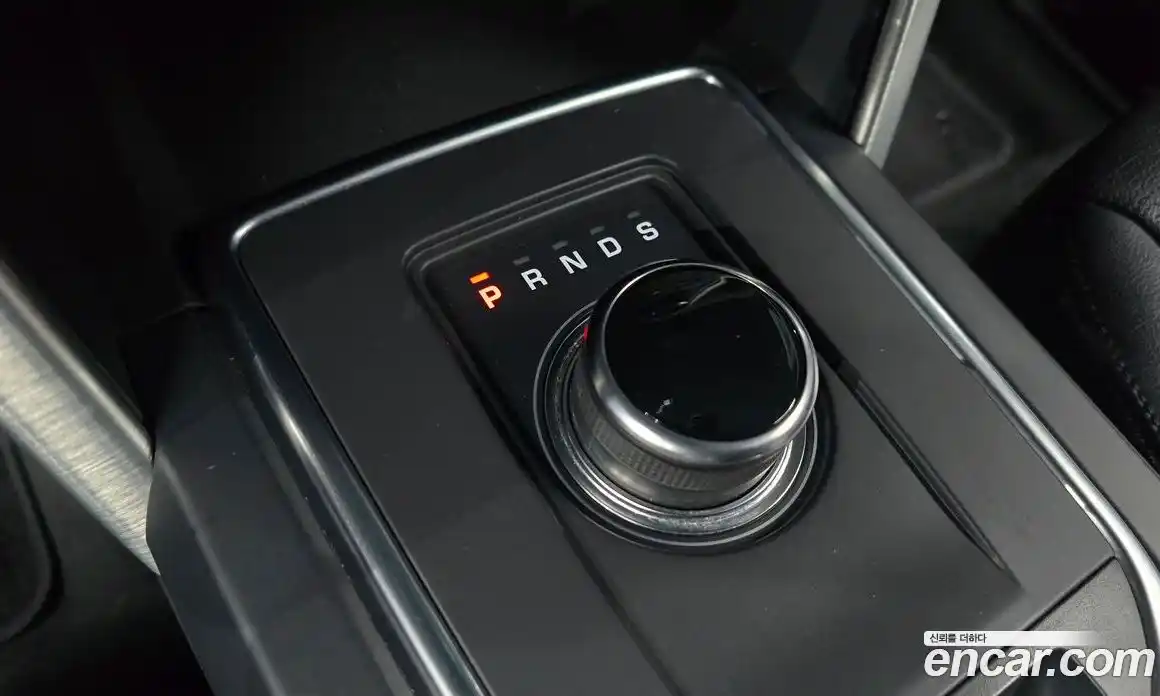 Land Rover Discovery Sport 2018 2.0 Автомат в Москве № 213527, фото 16