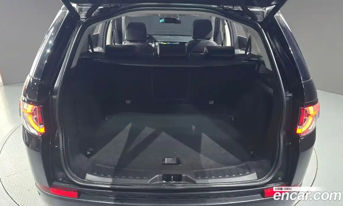 Land Rover Discovery Sport 2018 2.0 Автомат в Москве № 213527, фото 5