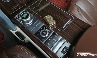 Land Rover Range-Rover 2015 4.4 Автомат в Москве № 213712, миниатюра 12