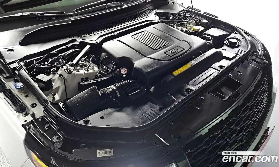 Land Rover Range-Rover 2015 4.4 Автомат в Москве № 213712, фото 6