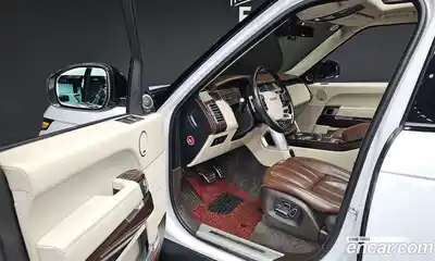 Land Rover Range-Rover 2015 4.4 Автомат в Москве № 213712, миниатюра 10