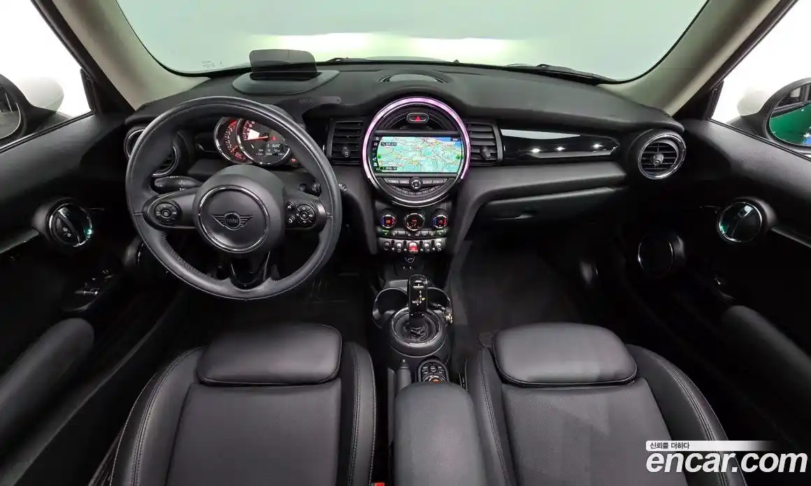 Mini Cooper 2020 1.5 Автомат в Москве № 214169, фото 7