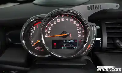 Mini Cooper 2020 1.5 Автомат в Москве № 214169, миниатюра 8