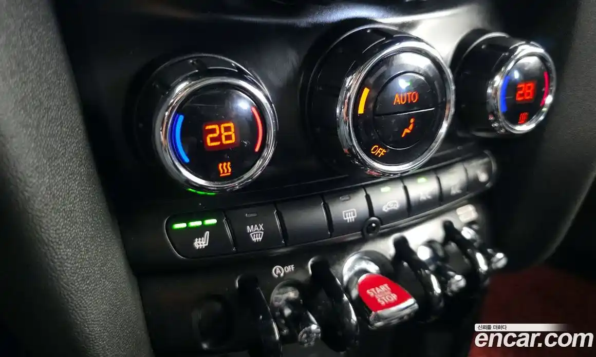 Mini Cooper 2019 1.5 Автомат в Москве № 214368, фото 11