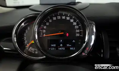 Mini Cooper 2019 1.5 Автомат в Москве № 214368, миниатюра 10