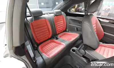 Volkswagen Beatle 2014 2.0 Автомат в Москве № 214991, миниатюра 12