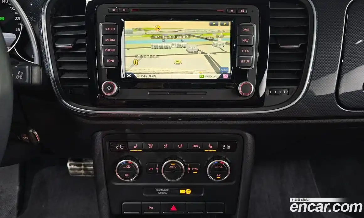 Volkswagen Beatle 2014 2.0 Автомат в Москве № 214991, фото 14