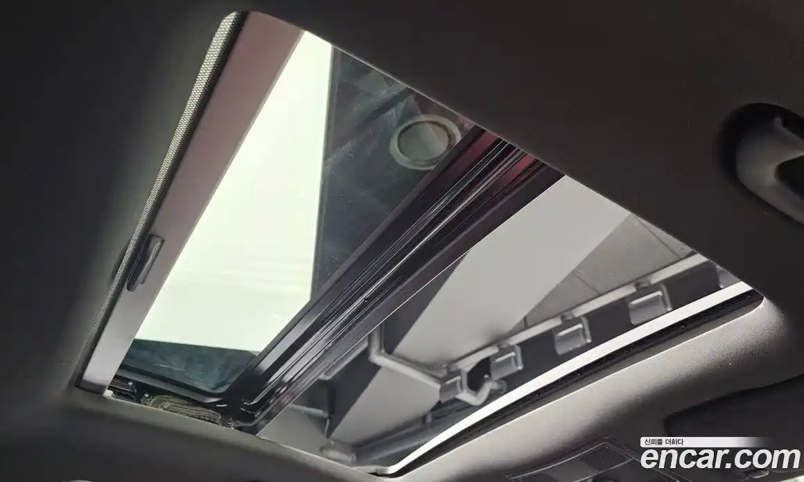 Volkswagen Beatle 2014 2.0 Автомат в Москве № 214991, фото 19