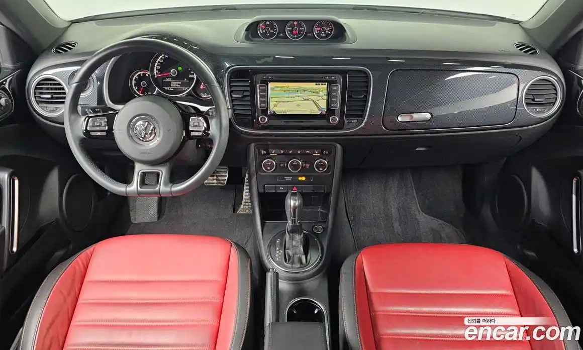 Volkswagen Beatle 2014 2.0 Автомат в Москве № 214991, фото 7