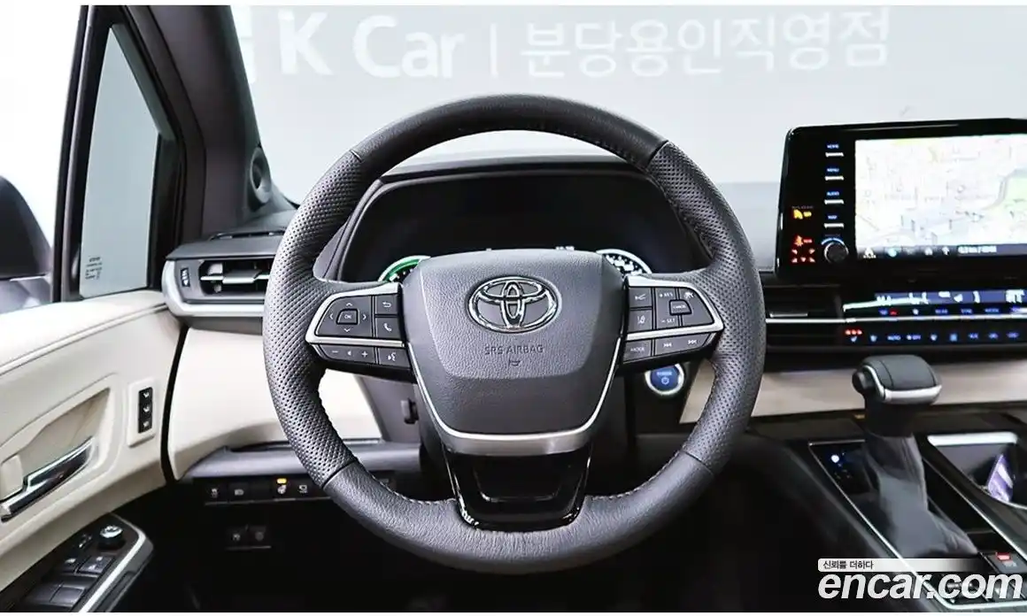 Toyota Sienna 2022 2.5 Автомат в Москве № 215624, фото 14