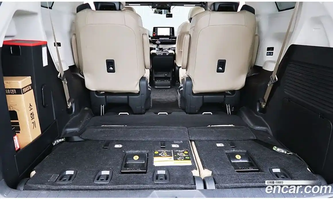 Toyota Sienna 2022 2.5 Автомат в Москве № 215624, фото 17