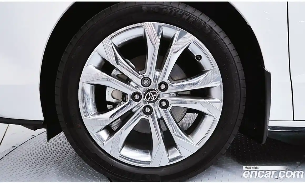 Toyota Sienna 2022 2.5 Автомат в Москве № 215624, фото 19