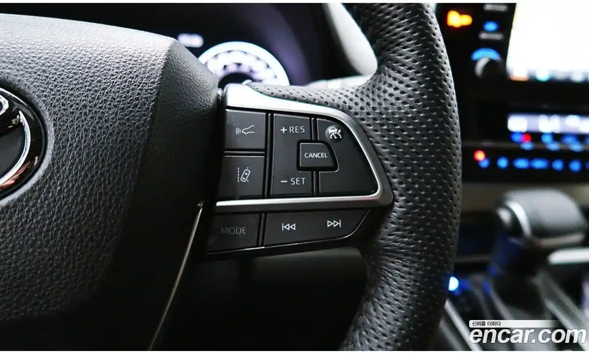 Toyota Sienna 2022 2.5 Автомат в Москве № 215624, фото 5